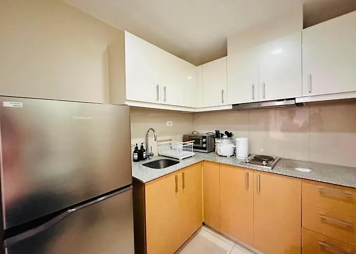 Chic Cozy 1br Uptown Parksuites T1 Pay Parking 14r Apartamento