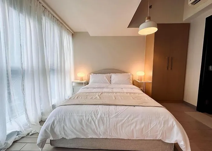 Chic Cozy 1br Uptown Parksuites T1 Pay Parking 14r *