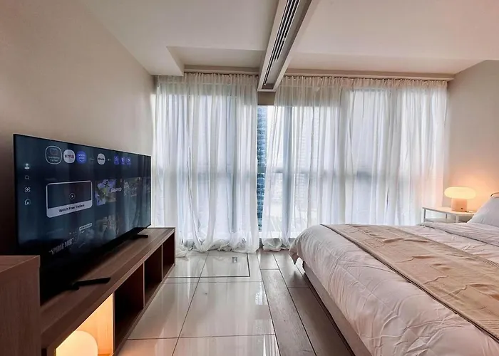 Chic Cozy 1br Uptown Parksuites T1 Pay Parking 14r Apartamento
