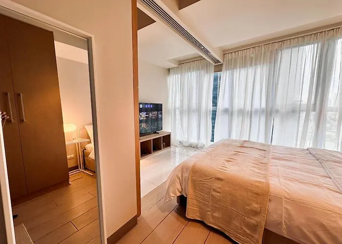 Chic Cozy 1br Uptown Parksuites T1 Pay Parking 14r *